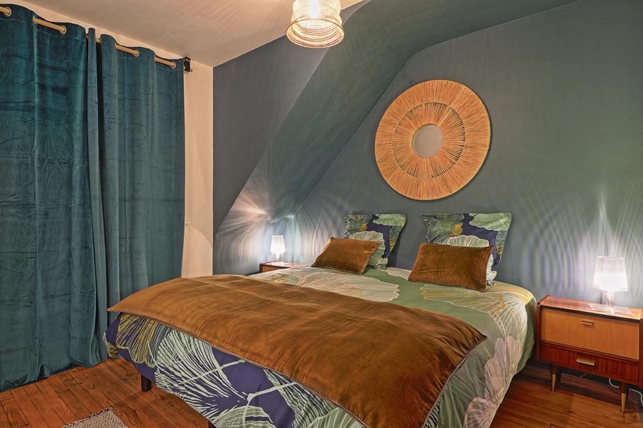 Seaside Charm: Les Terrasses Front De Holiday home *