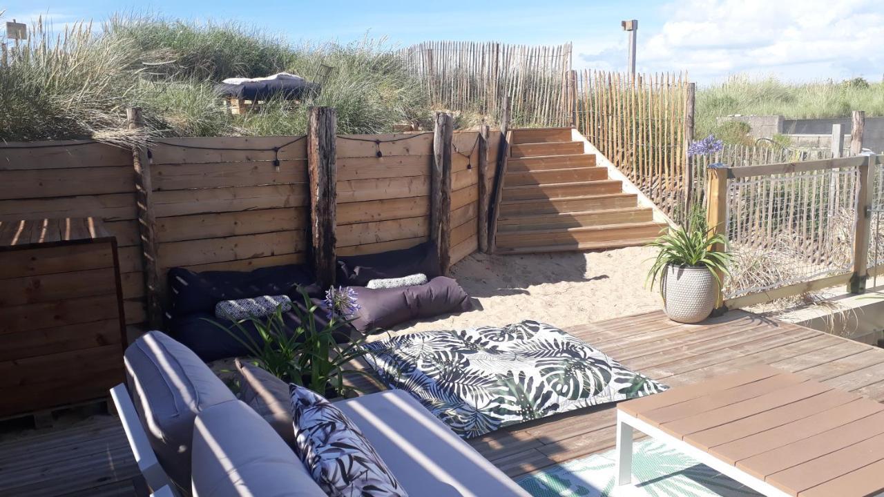 Seaside Charm: Les Terrasses Front De